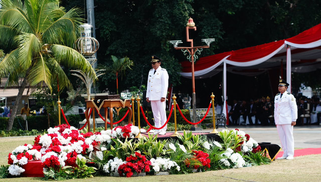 Plt Bupati Pati, Risma Ardhi Chandra memimpin Upacara peringatan HUT ke-81 Kemerdekaan Republik Indonesia di Alun-Alun Pati, Senin (17/8/2026). Foto: Dok. Pemkab Pati