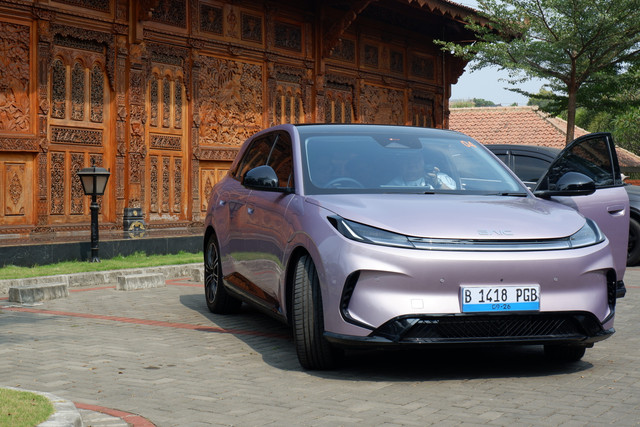 Media first drive mobil listrik BAIC T1 Jakarta-Bandung, (18-19/8/2026). Foto: Sena Pratama/kumparan