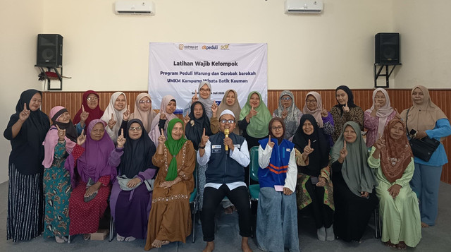 Pembekalan Awal Program Pemberdayaan Peduli Warung dan Gerobak Barokah UMKM Kampung Wisata Batik Kauman (Sumber: DT Peduli)