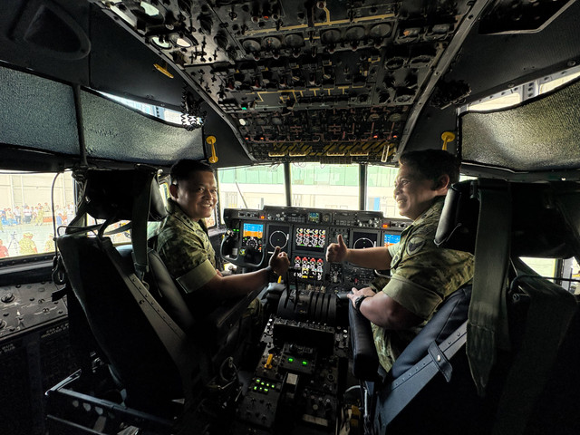 Serah terima C130 di fasilitas GMF di Bandara Soekarno Hatta, Tangerang pada Rabu (19/8/2026). Foto: Argya Maheswara/kumparan