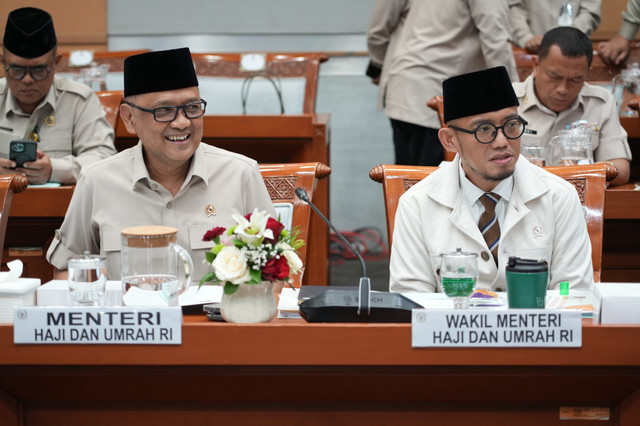 Menteri Haji, Moch. Irfan Yusuf dan Wakil Menteri Haji, Dahnil Anzar Simanjuntak di DPR RI. Foto: Dok. Kemenhaj RI