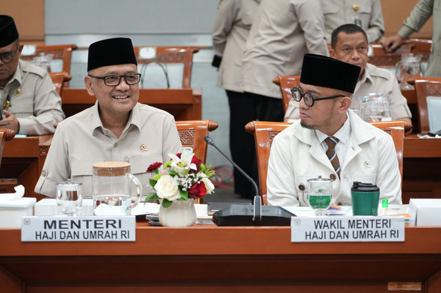 Menteri Haji, Moch. Irfan Yusuf dan Wakil Menteri Haji, Dahnil Anzar Simanjuntak di DPR RI. Foto: Dok. Kemenhaj RI