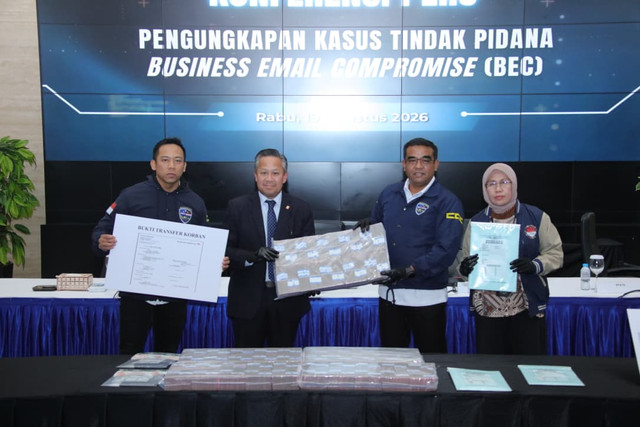 Direktorat Tindak Pidana Siber Bareskrim Polri membongkar sindikat penipuan melalui email. Foto: Dok. Polri