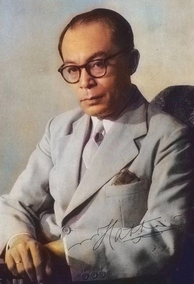 Poto Wakil Presiden Republik Indonesia pertama, Mohammad Hatta. Sumber gambar: Wikimedia Commons, gambar bebas hak cipta. 