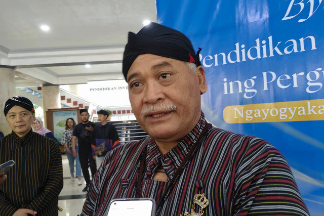Rektor Universitas Negeri Yogyakarta (UNY), Prof Sumaryanto. Foto: Arfiansyah Panji Purnandaru/kumparan