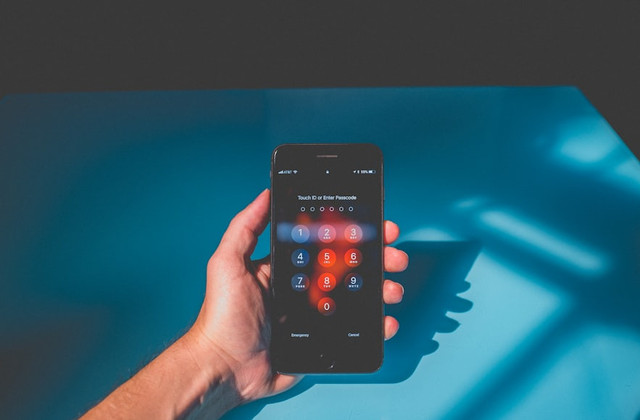Ilustrasi HP Vivo. Foto: Unsplash