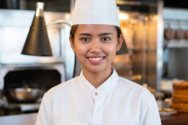 I'zaaz Alyaa Ramadhana, Chef de Partie di restoran La Capitale, Four Seasons Hotel Amman, Yordania. Foto: Dok. Pribadi