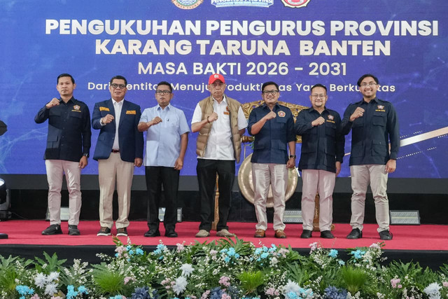 Wamensos Agus Jabo saat mengikuti Pengukuhan Pengurus Provinsi Karang Taruna (PPKT) Banten 2026-2031 di Pendopo Gubernur Banten, Kamis (20/8/2026). Foto: Dok Kemensos