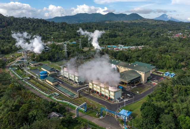 Ilustrasi Pembangkit Listrik Tenaga Panas Bumi (PLTP) Lahendong berkapasitas 80 MW di Tomohon, Sulawesi Utara. Foto. Dok. PLN
