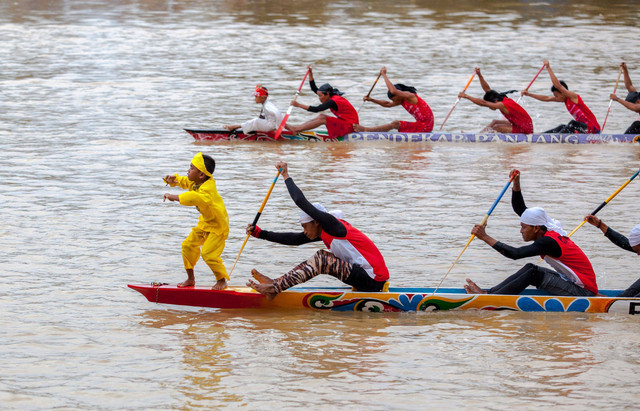 Ilustrasi Festival Pacu Jalur 2026, Foto: Shutterstock/kumparanTRAVEL