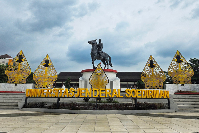 Universitas Jenderal Soedirman (UNSOED) di Purwokerto, Jawa Tengah. Foto: epsgalery85/Shutterstock