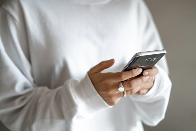 Ilustrasi cek nomor by.U. Foto: Unsplash.