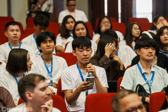 Sejumlah delegasi mahasiswa dari berbagai negara turut hadir dalam Konferensi Tahunan ke-32 ASEACCU di Universitas Sanata Dharma (USD). Foto: Dok. Universitas Sanata Dharma.