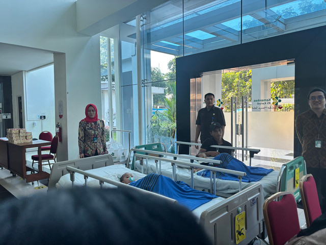 Bayi bernama Shayna Yumna Arcilla dan Shazia Yumna Arasely setelah melewati operasi pemisahan kembar siam pada Jumat (21/8). Foto: Intan Alliva/kumparan