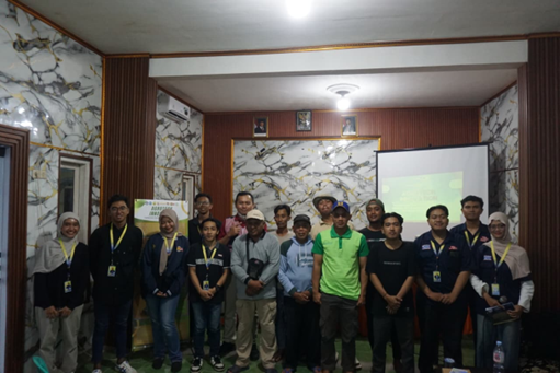 Sesi Soto Bersama Mahasiswa Univeritas Jember Setelah Acara Edukasi dan Pelatihan Teknologi Bersama Petani. Sumber Foto: Dokumentasi Pribadi PMM Agrotecinovation 2026