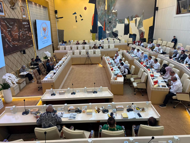 Suasana Rapat Kerja Komisi II bersama LAN di DPR Senin (24/8/2026). Foto: Abid Raihan/kumparan