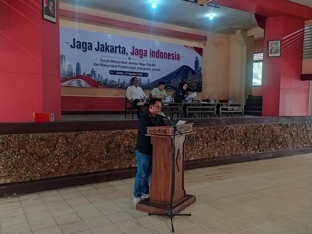 Forum Masyarakat Jember Maju (FMJM) bersama warga Pandalungan Kabupaten Jember, Jawa Timur, dukung aksi "Jaga Jakarta, Jaga Indonesia", Senin (24/8/2026) lalu. Foto: Dok. Diskominfo Jember