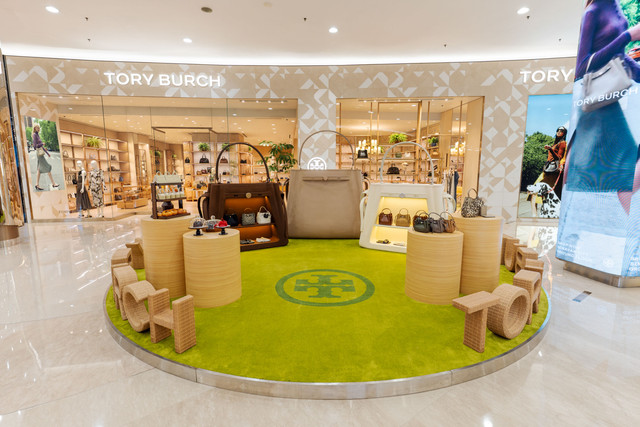 Romy Pop-up dari Tory Burch. Foto: Dok. Tory Burch