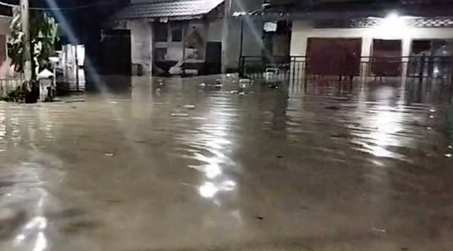 Suasana banjir melanda Kota Medan, Senin (24/8/2026). Foto: Dok. Istimewa