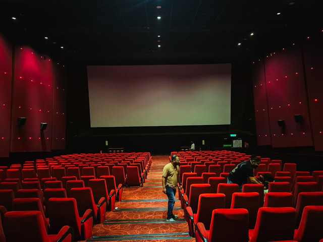 Ilustrasi rating film Harusnya Horor. Foto: Unsplash.com/Adhitya Sibikumar
