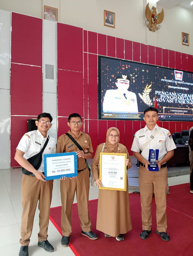 Peringkat 1 Lomba Inovasi Kota Padang Tahun 2024. Dok. Istimewa sumber :Koleksi Pribadi Penulis