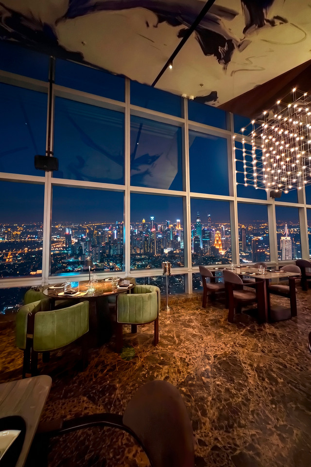Restoran Akira Back buka cabang baru di lantai 100 Autograph Tower, Thamrin Nine, Jakarta. Foto: Dok. Istimewa