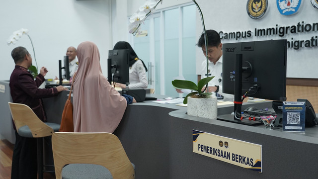 Doc: Pelayanan Paspor Kantor Imigrasi Semarang di Campus Immigration Point (CIP) Universitas Diponegoro, Semarang