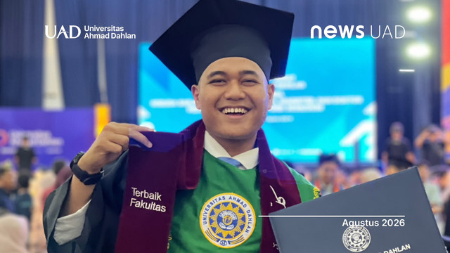 Muhammad Ziya Ul Albab, salah satu wisudawan berprestasi Universitas Ahmad Dahlan (UAD) pada Wisuda Agustus (Foto. Muhammad)