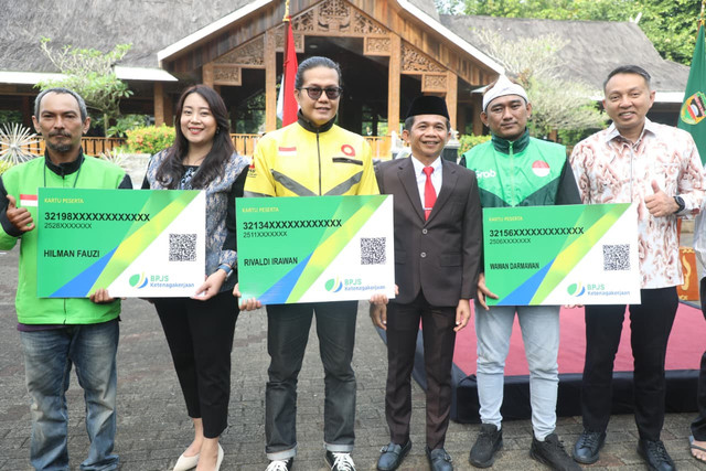 Pelaksanaan program ASN Nyaah Ka Warga sebagai salah satu upaya Pemerintah Kabupaten Purwakarta memperluas perlindungan pekerja rentan melalui kolaborasi. Foto: Dokumentasi penulis.