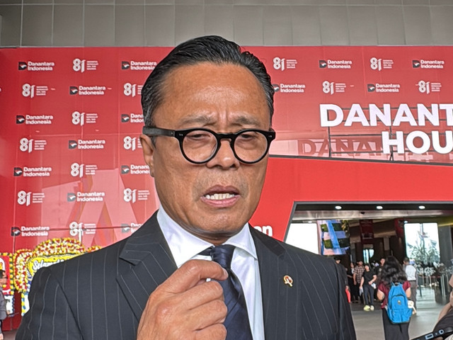 Chief Operating Officer (COO) Danantara Indonesia sekaligus Kepala BP BUMN Dony Oskaria usai pembukaan gelaran Danantara Housing Expo di NICE PIK, Tangerang, Banten, Kamis (27/8).  Foto: Widya Islamiati/kumparan