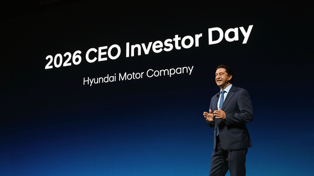 President and CEO of Hyundai Motor Company, Jose Munoz saat presentasi 2026 CEO Investor Day Hyundai Motor Company. Foto: Hyundai