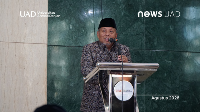 Dr. H. Agus Taufiqurrohman, Sp.S., M.Kes., penceramah pengajian Maulid Nabi Muhammad saw. di Universitas Ahmad Dahlan (UAD) (Foto. Humas UAD)