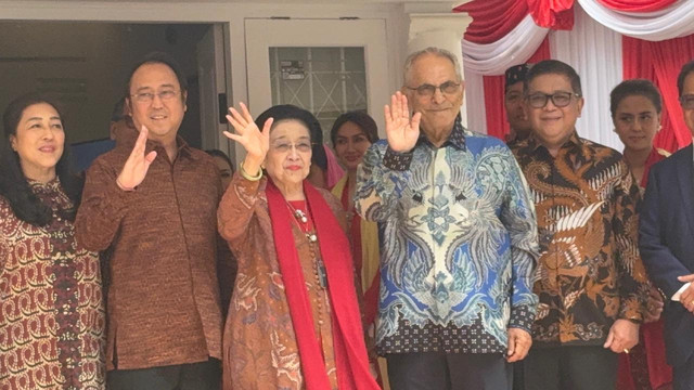 Presiden Timor Leste Jose Ramos-Horta bersama Presiden RI ke-5 sekaligus Ketua Umum PDI Perjuangan Megawati Soekarnoputri di Menteng, Jakarta Pusat, (28/8). Foto: Joakhim Tharob/kumparan