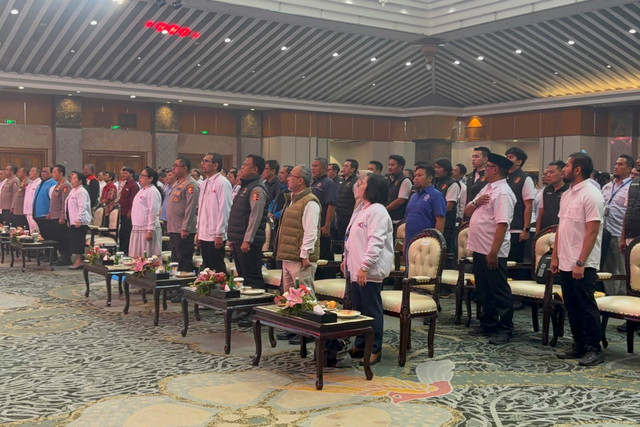 Suasana penutupan Rapat Kerja Nasional Konfederasi Serikat Buruh Seluruh Indonesia (KSBSI) bersama Kepala Kepolisian Negara Republik Indonesia, Listyo Sigit Prabowo di Ballroom Puri Agung, Grand Sahid Jaya Hotel, Jakarta Pusat, Jumat (28/8/2026).  Foto: Pradya Tirta/kumparan