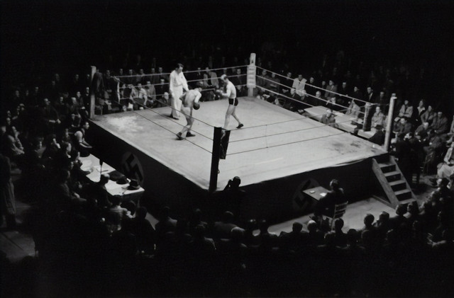 Ilustrasi Andi Cobra vs Jhon jam berapa. Foto: Unsplash.com/Austrian National Library