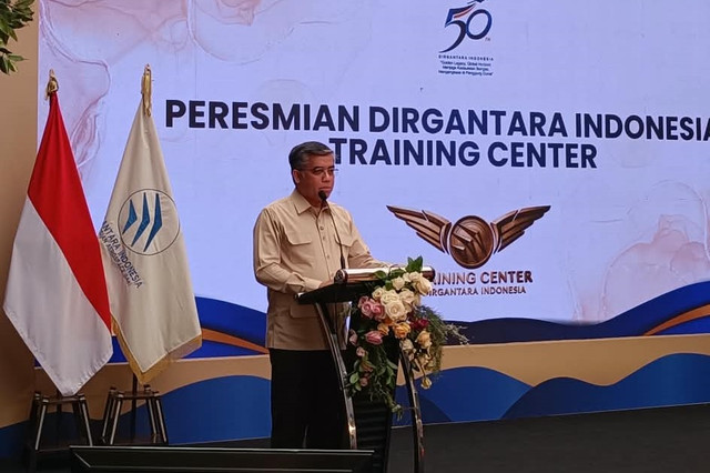 Menteri Ketenagakerjaan RI Yassierli menghadiri Peresmian Dirgantara Indonesia Training Center di PT Dirgantara Indonesia, Bandung, Sabtu (29/8/2026). Foto: Abisatya Ramdhani/kumparan
