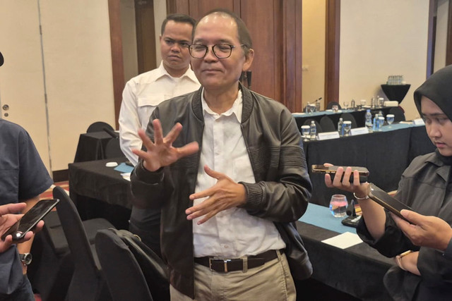 Kepala Eksekutif Pengawas Perasuransian, Penjaminan, dan Dana Pensiun sekaligus Anggota Dewan Komisioner OJK, Ogi Prastomiyono saat menghadiri Diskusi Anggota Dewan Komisioner OJK dengan Redaktur Media Massa, Lombok, Kamis (27/8/2026). Foto: Angga Sukmajaya/kumparan
