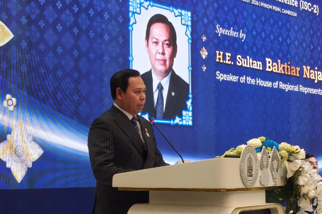 Ketua DPD RI Sultan Baktiar Najamudin menghadiri pertemuan para pimpinan parlemen negara peserta ISC ke-2 di Phnom Penh, Kamboja, Kamis (27/8/2026). Foto: DPD RI