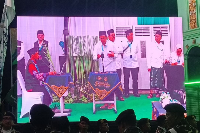 Proses voting mengenai sistem pemilihan Ketua Umum PBNU di Ponpes Bahrul Ulum, Tambakberas, Jombang, Sabtu (29/8/2026). Foto: Farusma Okta Verdian/kumparan