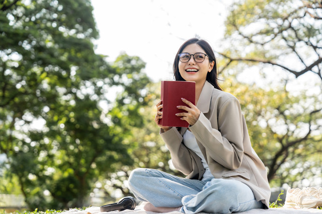 Ramalan zodiak minggu ini. Foto: GBJSTOCK/Shutterstock