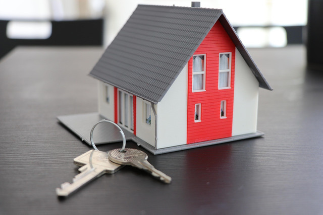 Foto: https://cdn.pixabay.com/photo/2019/09/30/16/00/house-4516175_1280.jpg