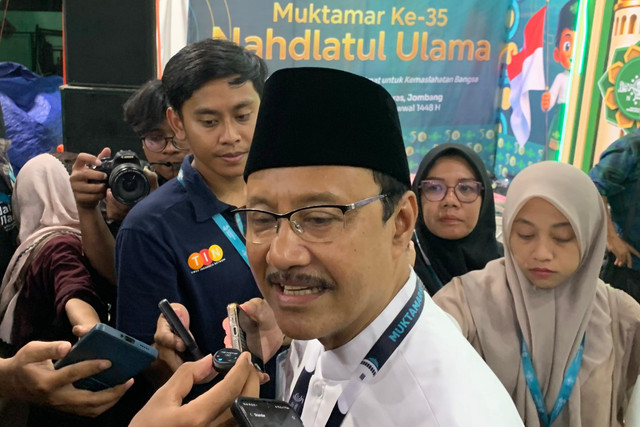 Ketua Organizing Committee (OC) Muktamar ke-35 Nahdlatul Ulama (NU) Saifullah Yusuf atau Gus Ipul saat di Ponpes Bahrul Ulum, Jombang, Minggu (30/8/2026). Foto: Farusma Okta Verdian/kumparan