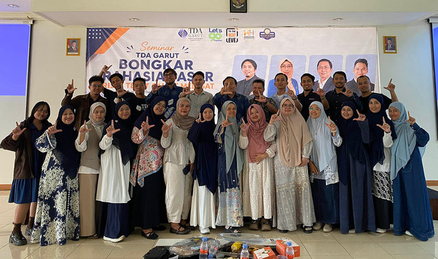 TDA Garut Gelar Serah Terima Amanah 8.0 ke 9.0, Bahas Riset Pasar UMKM