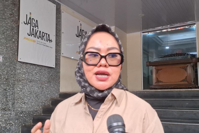 Kuasa Hukum Keluarga Sutrimo, Aan Rohaeni, di Polda Metro Jaya, Senin (31/8/2026). Foto: Joakhim Tharob/kumparan
