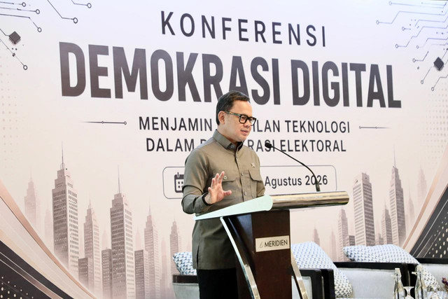 Wamendagri Bima Arya dalam Konferensi Demokrasi Digital: Menjamin Keadilan Teknologi dalam Demokrasi Elektoral oleh Perludem di Jakarta, Senin (31/8/2026). Foto: Kemendagri RI