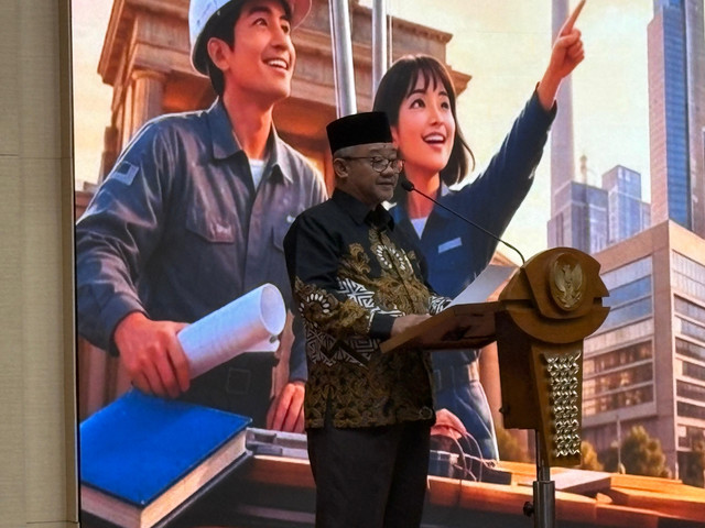 Menteri Pendidikan Dasar dan Menengah Abdul Mu'ti saat memberikan arahan bagi Peserta Magang Luar Negeri dan Guru SMK 2026 di Kantor Kemendikdasmen, Jakarta Pusat, Selasa (1/9/2026). Foto: Joakhim Tharob/kumparan