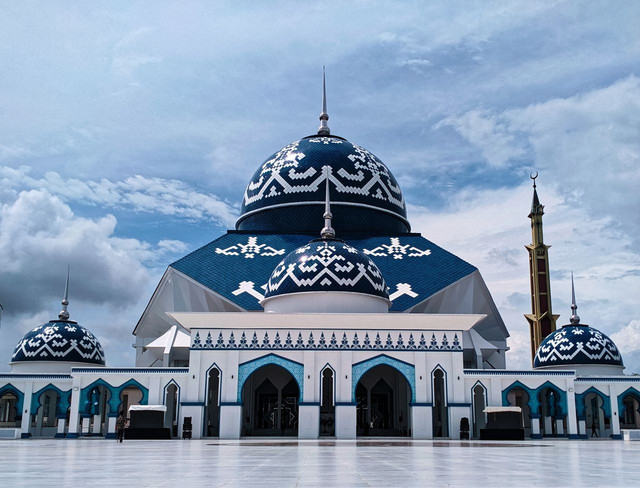 Ilustrasi membahas gaji UMK Batam 2026. Foto: Pexels