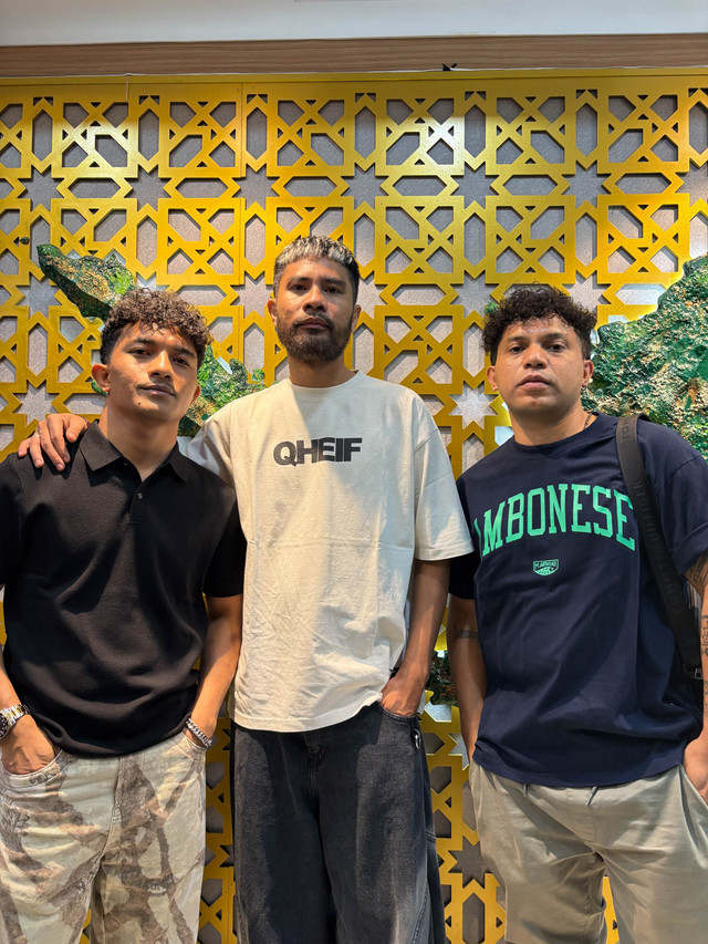 Ecko Show, Faris Adam, Open Up, Opick, dan Bongky eks personel Slank, hadir di Kementerian Hak Asasi Manusia (HAM) pada Selasa (1/19/2026). Foto: Vincentius Mario/kumparan