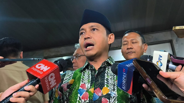 Menteri Kehutanan, Raja Juli Antoni, usai Rapat Kerja bersama Komisi IV DPR RI di Kompleks Parlemen, Senayan, Jakarta, Selasa (1/9/2026). Foto: Aditya Nugraha/kumparan