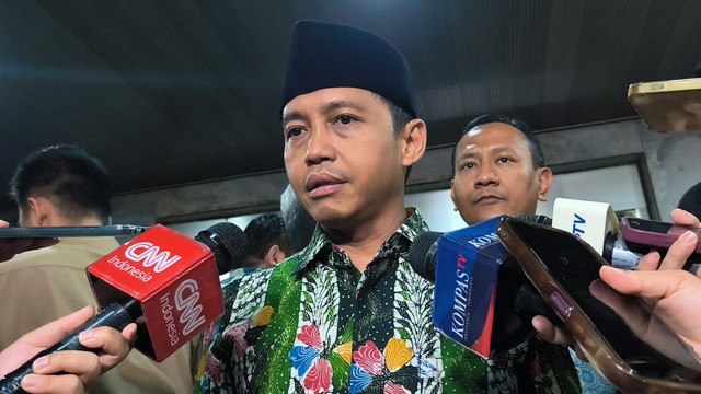 Menteri Kehutanan, Raja Juli Antoni, usai Rapat Kerja bersama Komisi IV DPR RI di Kompleks Parlemen, Senayan, Jakarta, Selasa (1/9/2026). Foto: Aditya Nugraha/kumparan
